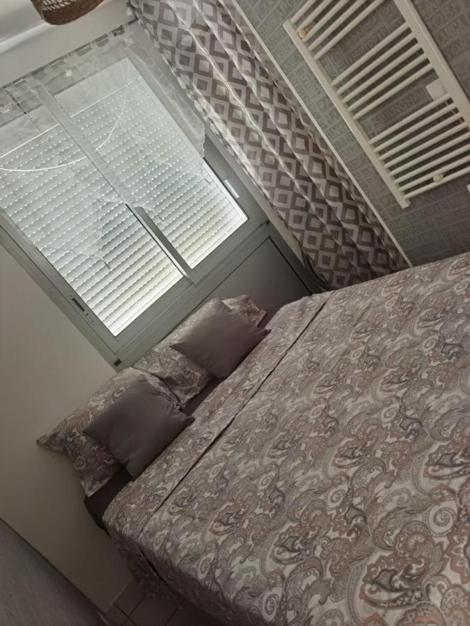 Agreable T1 Bis En Bord De Loire Apartman Blois Kültér fotó
